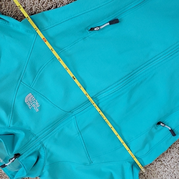 North Face Soft Shell Jacket - Picture 10 of 12